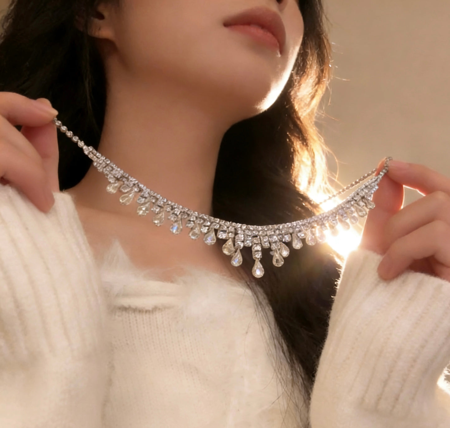 D-0003 Exquisite Crushed Diamond Statement Necklace | Radiant Sparkle for an Effortlessly Elegant Rich Girl Look