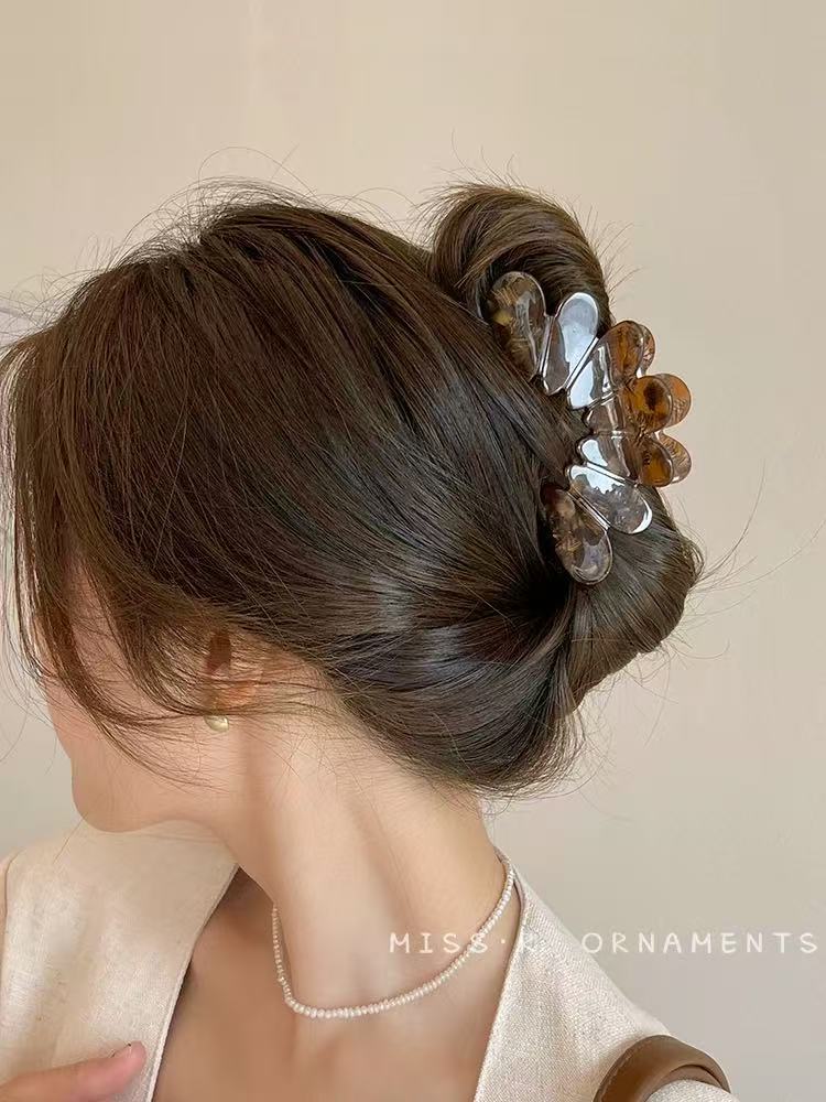 B-0001 Luxurious Petal - Designed Hair Claw Clip with Elegant Touch