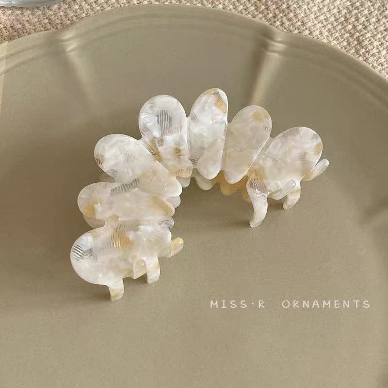 B-0001 Luxurious Petal - Designed Hair Claw Clip with Elegant Touch