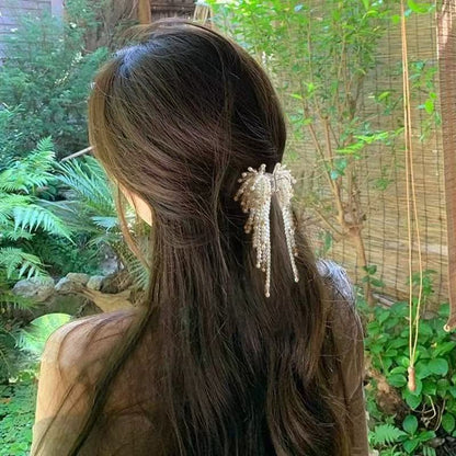 B-0004 Elegant Pearl Tassel-Adorned Hair Clip with Premium Finish