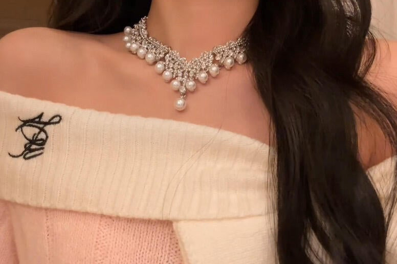 D-0004 Pearl Necklace with Micro Diamond Sparkle | Elegant Everyday Luxury Jewelry