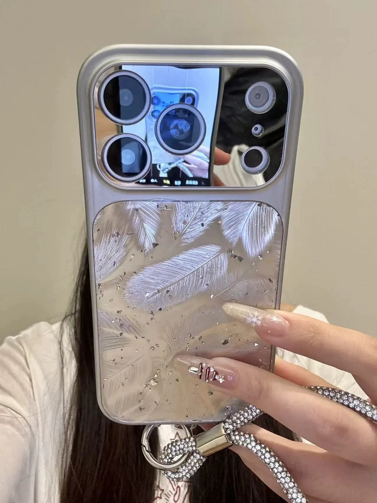 A0025-Luxury Glitter Silver Feather Design IPhone Case for iPhone — Compatible with iPhone 17/16/15/14/13 Series (Pro & Pro Max)