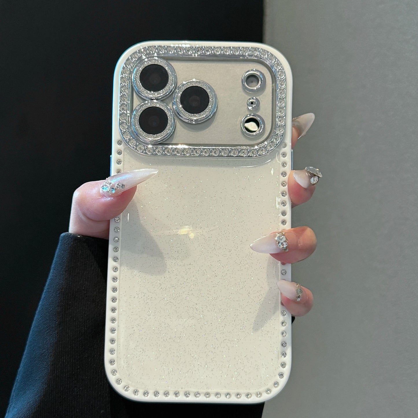 A0016-Luxury Rhinestone Glitter IPhone Case for iPhone — Compatible with iPhone 17/16/15/14/13 Series (Pro & Pro Max)